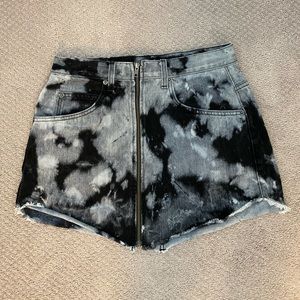 CARMAR Black & Grey Denim Skirt